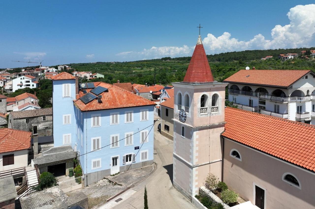 Apartament Rimanic *